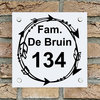 Naambordje voordeur vierkant 32 wit bordje met zwarte tekst