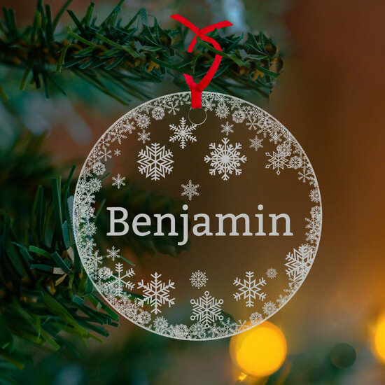 Plexiglas kerstbal met gravure sneeuwvlokken model 1 met naam - Gratis te graveren met tekst naar keuze - 3mm dik plexiglas voor een luxe uitstraling
